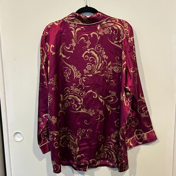 Morgan Taylor Burgundy and Gold Floral Satin Pajama Set - Picture 4 of 13